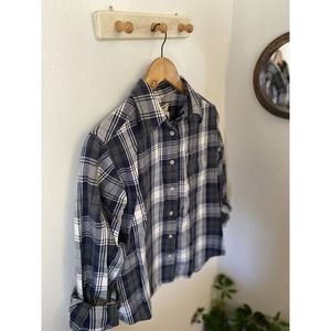 Eddie Bauer Shirt Women's Size Medium Classic Fit Flannel Button Up